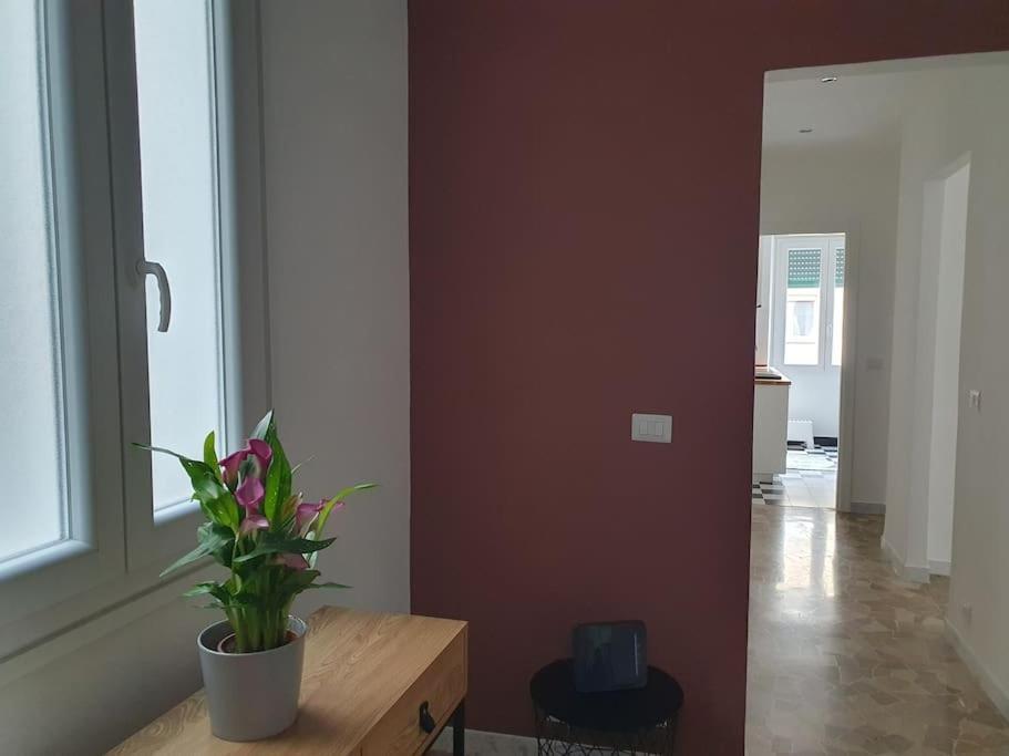 Apartamento Casakico Elegante 2-bdr Metro 10 Min Colosseo